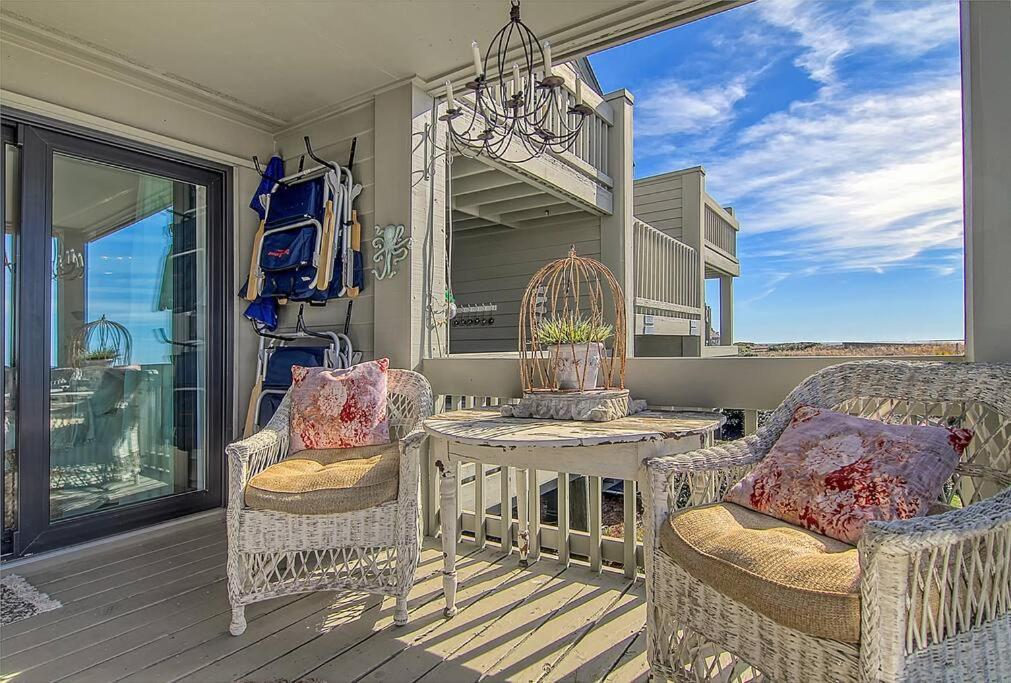 Luxury Seabrook Beachfront W/Spectacular Sunsets エクステリア 写真