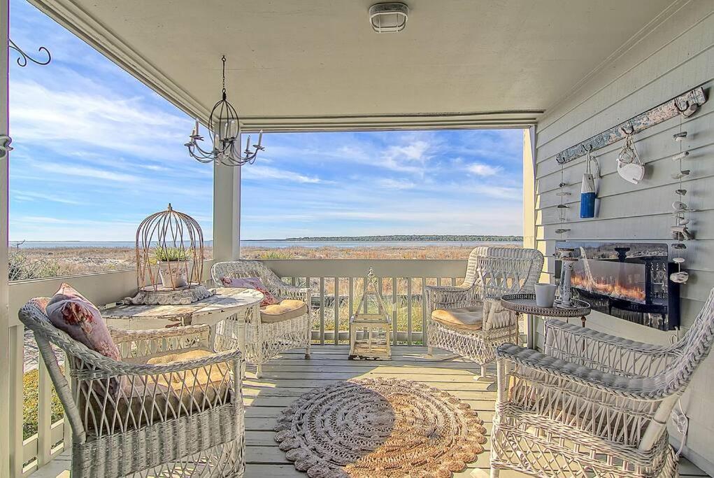 Luxury Seabrook Beachfront W/Spectacular Sunsets エクステリア 写真